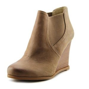 Audrey Brooke leather Wedge Booties